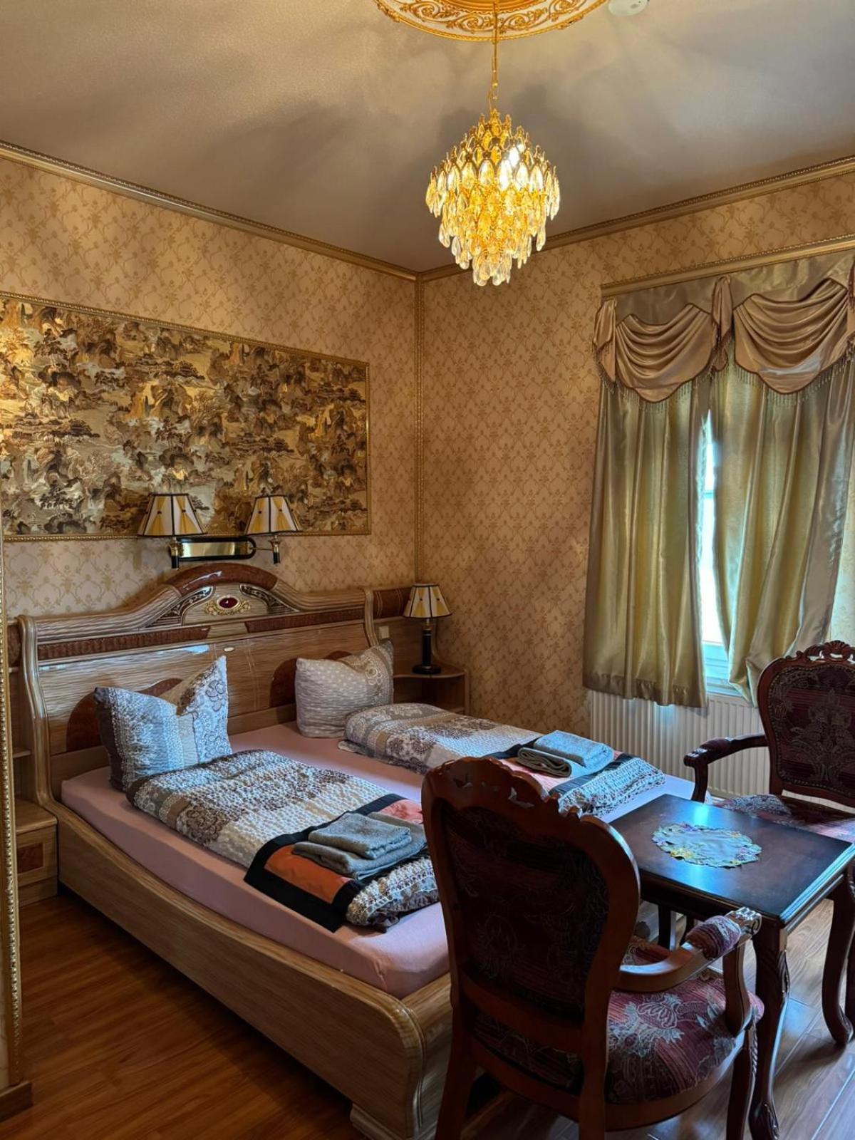 Hotel Com Viet Ошац Экстерьер фото