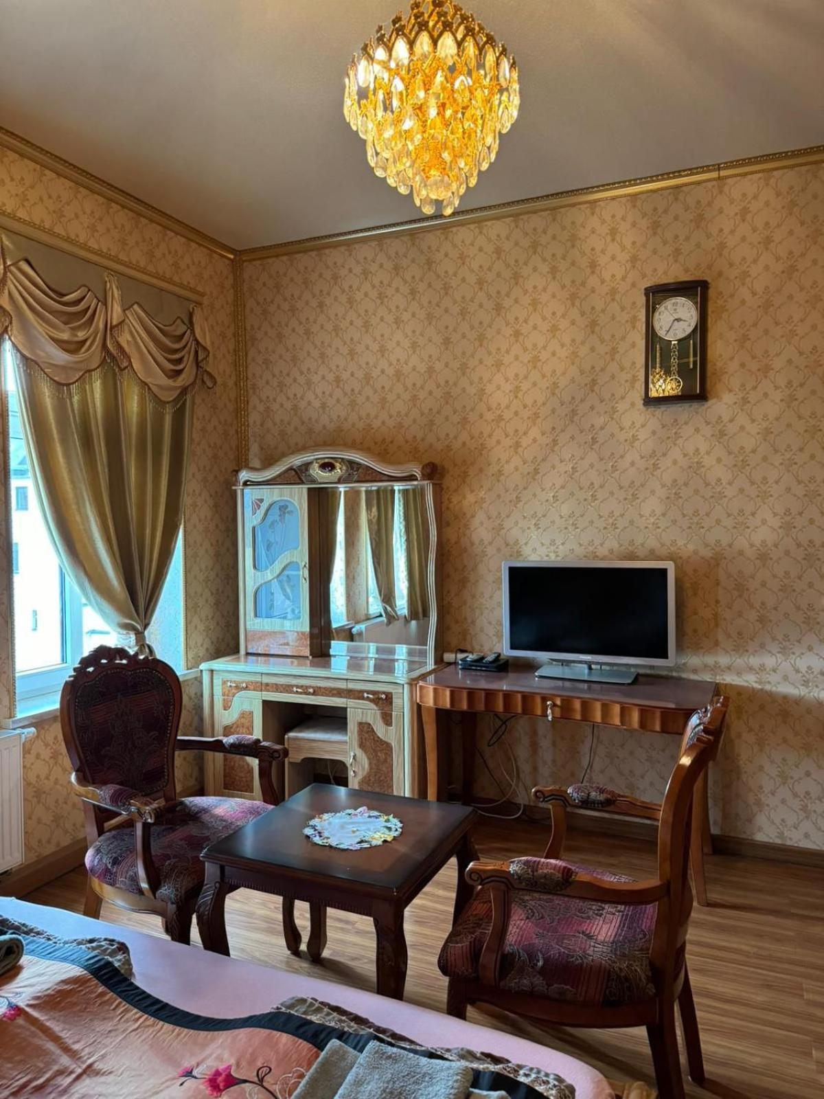 Hotel Com Viet Ошац Экстерьер фото